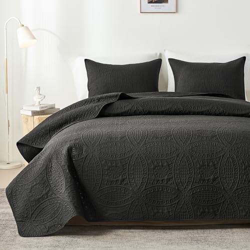 Akkialla Twin Quilt Bedding Set with Coin Pattern
