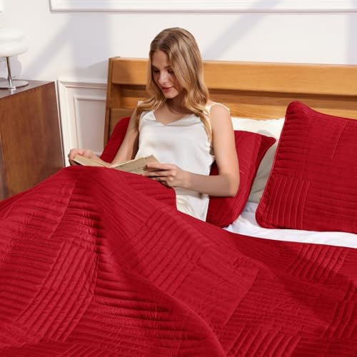 Whale Flotilla Ultra Soft Twin Quilt Set