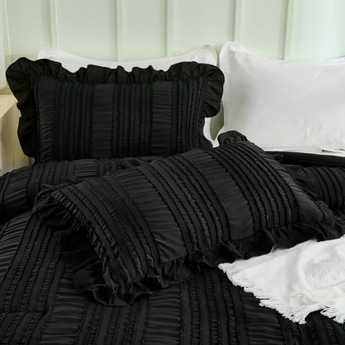 WONGS BEDDING Seersucker Ruffle Comforter Set