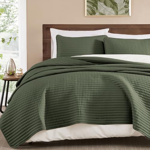 WRENSONGE King Quilt Set - 3 Piece Olive Green Bedding