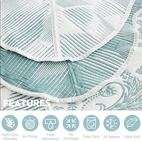 Blythease Oversized King Bedspread 128x120 Green Jacquard 1