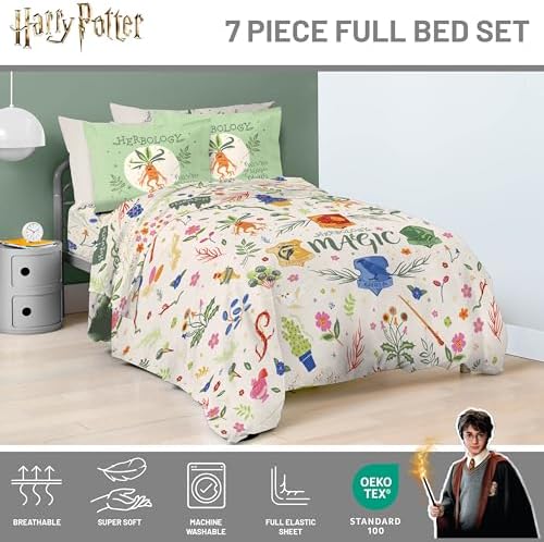 Jay Franco Harry Potter Comforter Set - 7 Piece Kids Bedding