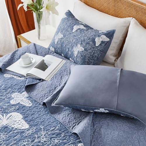 Yogeneg Full Queen Quilt Set with White Butterfly Pattern