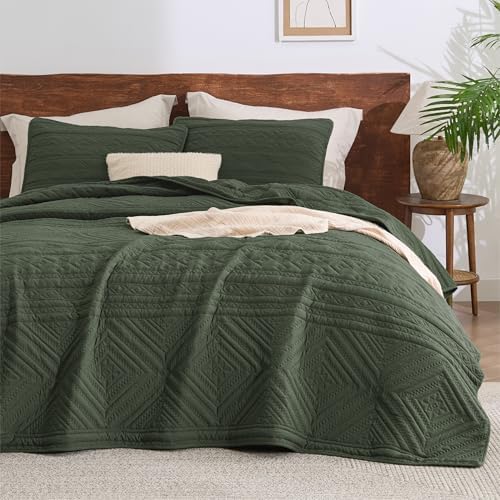 Bedsure Boho Quilt King Size - Olive Green Geometric