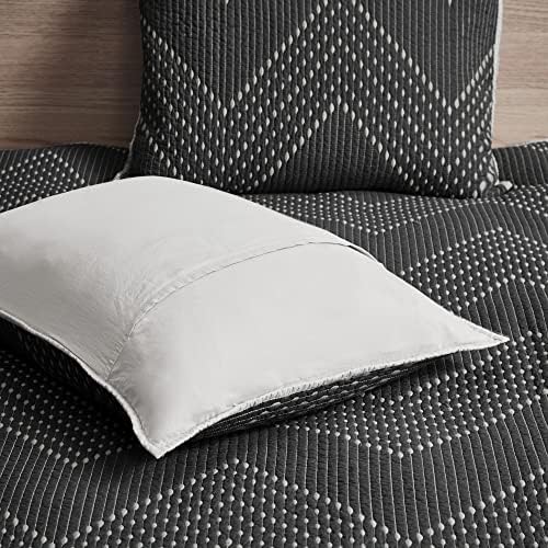 INKIVY Reversible Chevron Cotton Quilt Set - 3 Piece Black FullQueen