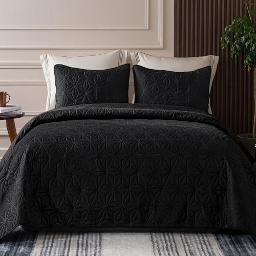 Whale Flotilla Twin Quilt Bedding Set with Geometric Star Pattern 1
