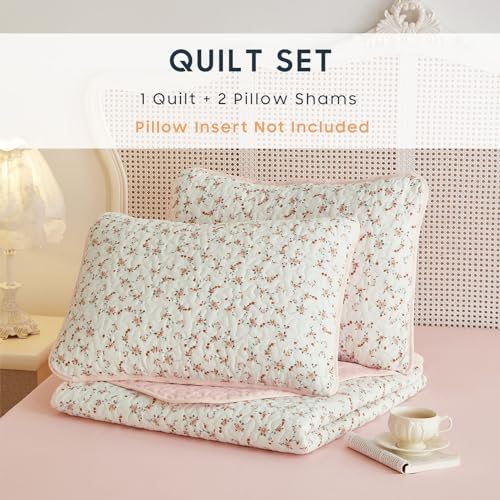 Wake In Cloud Floral Quilt Set for Women