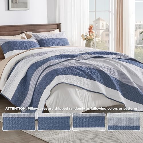 Andency Queen Quilt Bedding Set in Mineral Blue
