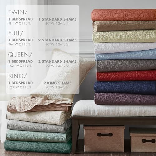 Madison Park Quebec Reversible Quilt Set with Damask Design