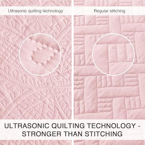 Loves Cabin Quilt Set - Queen Size Pink Bedspread