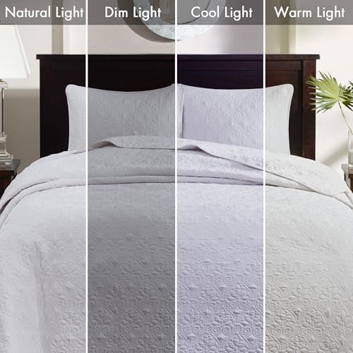 Madison Park Quebec Reversible Quilt Set with Damask Design