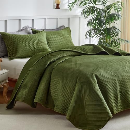 WARMDERN Velvet Quilt Set King Size Green Geometric Striped Pattern