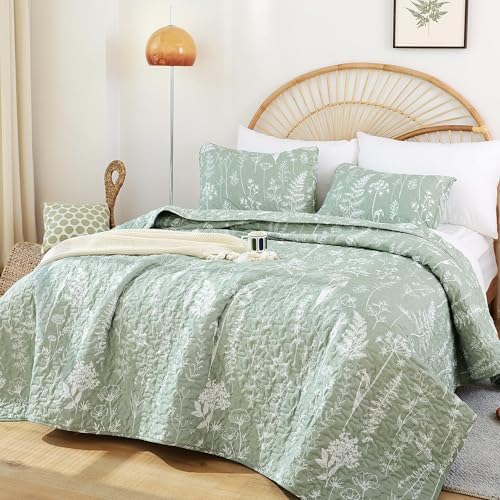 JANZAA King Size Sage Green Quilt Set - Boho Floral Pattern