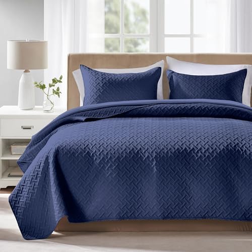 FLYMME Queen Quilt Set - Navy Blue Microfiber Bedspread with 2 Pillow Shams