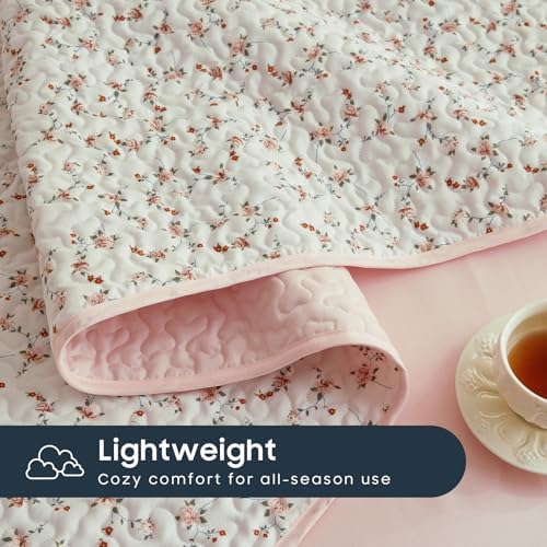 Wake In Cloud Floral Quilt Set for Women