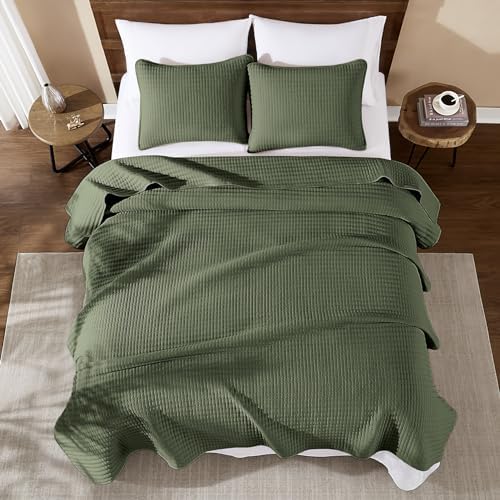 WRENSONGE King Quilt Set - 3 Piece Olive Green Bedding