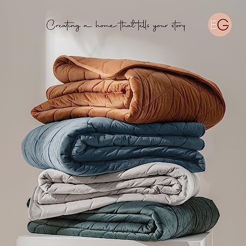 Evergrace Burnt Orange Velvet Quilt Set with 2 Shams