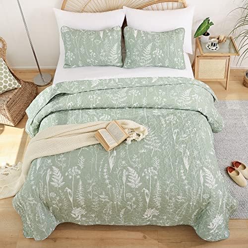 JANZAA King Size Sage Green Quilt Set - Boho Floral Pattern