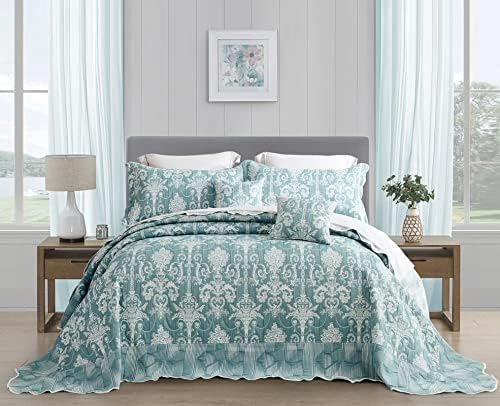 Blythease Oversized King Bedspread 128x120 Green Jacquard 1