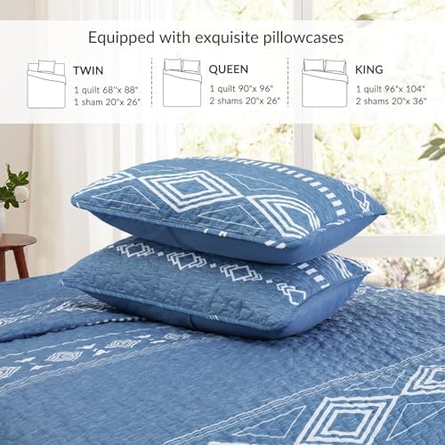 Whale Flotilla Reversible Quilt Set Queen Size