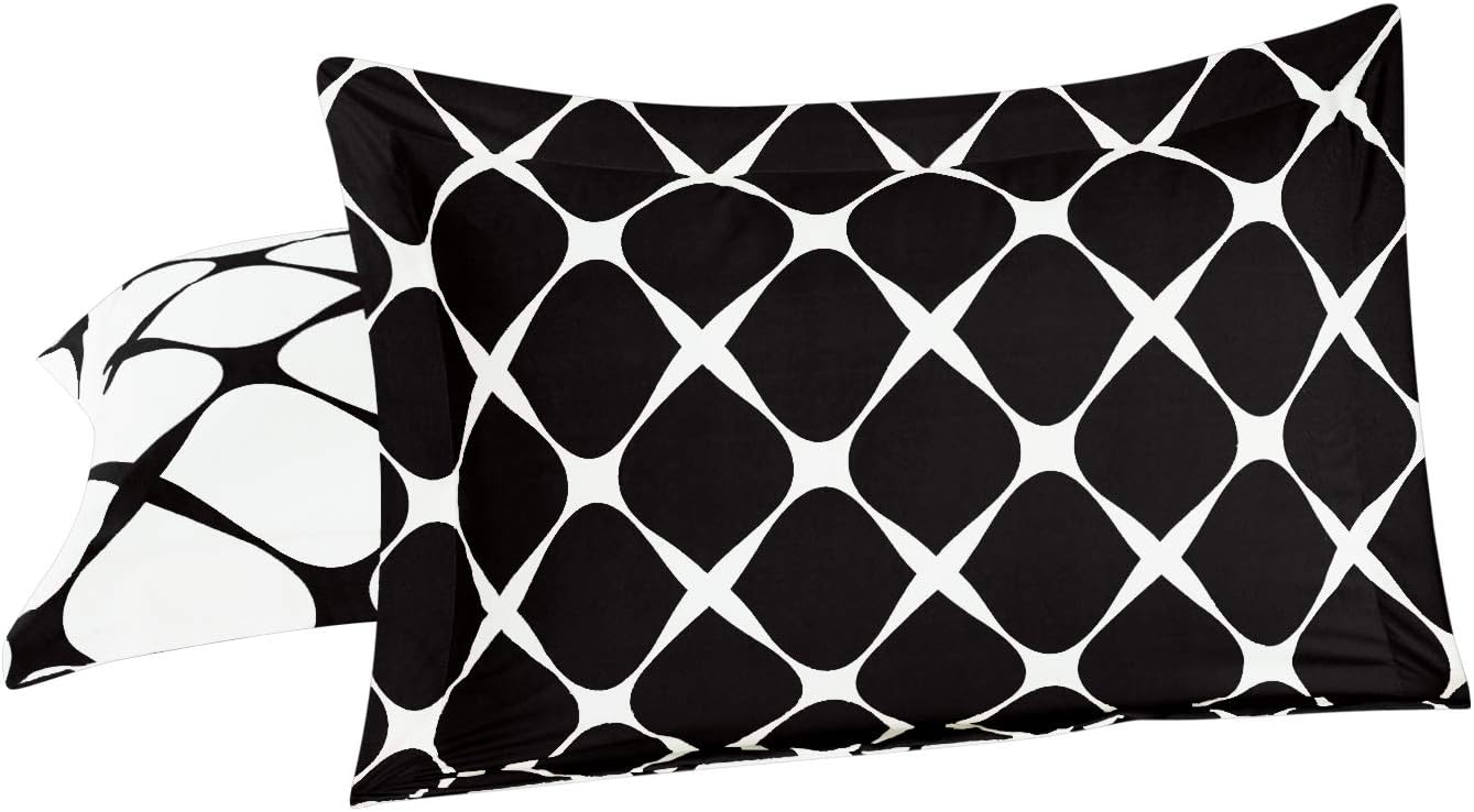 Elegant Comfort 1500 Thread Count Reversible Duvet Cover Set with Sham