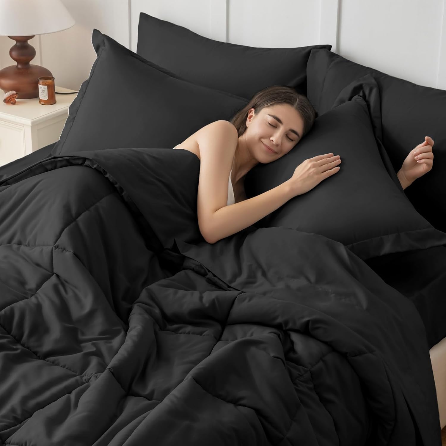 JOLLYVOGUE Queen Comforter Set 7-Piece Black Bed in a Bag