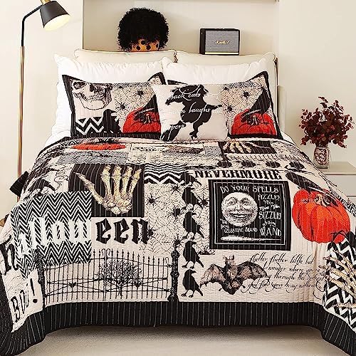 EVENHUG Halloween King Size Quilt Bedding Set