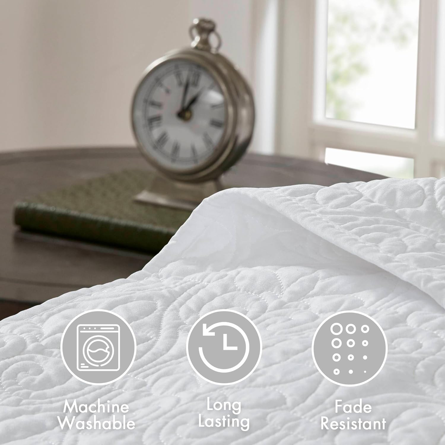 Madison Park Quebec Reversible Quilt Set with Damask Design