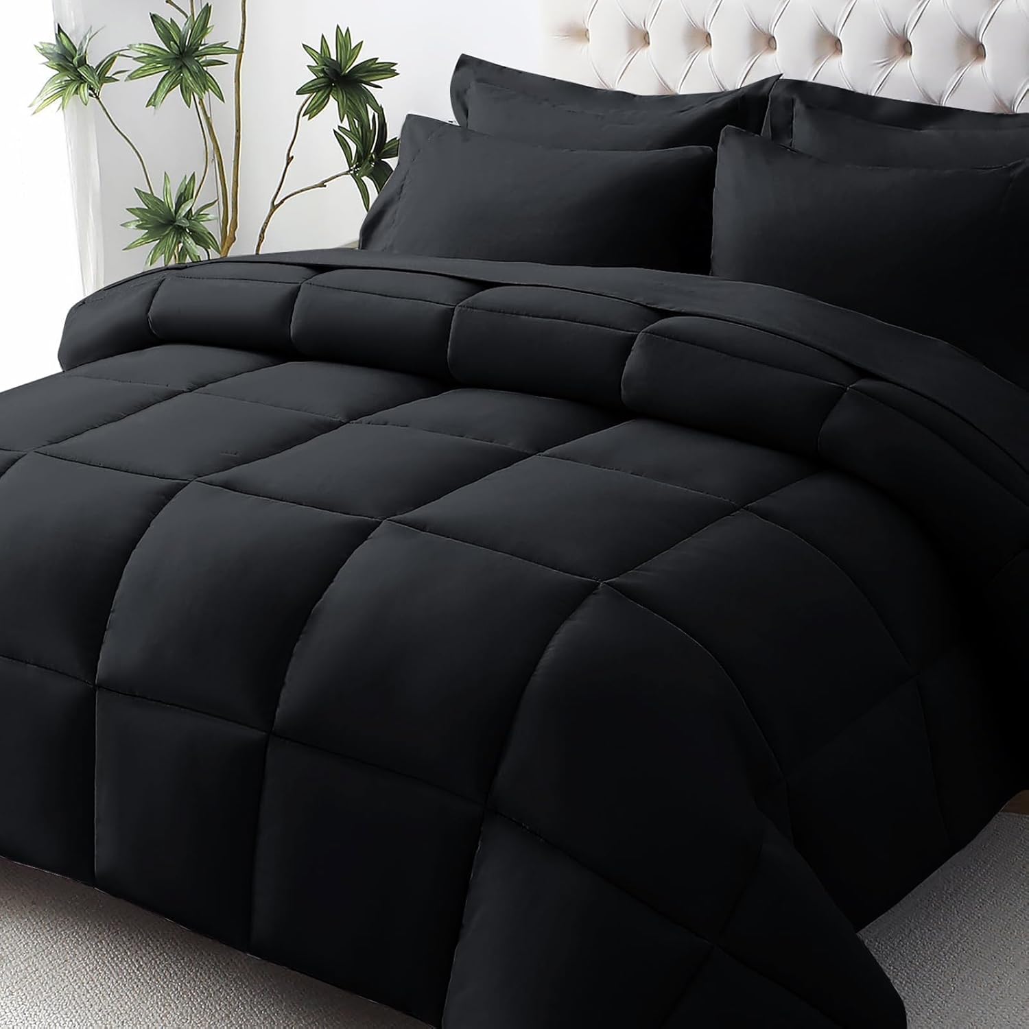 JOLLYVOGUE Queen Comforter Set 7-Piece Black Bed in a Bag