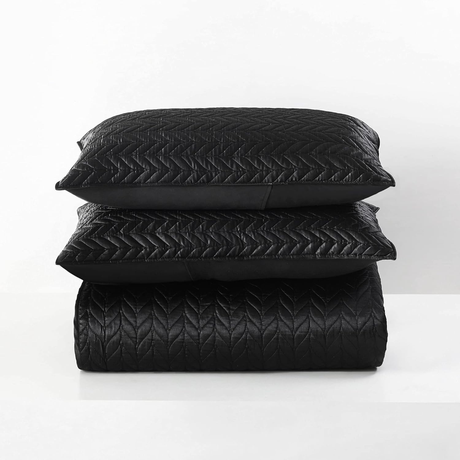 Whale Flotilla Silky Soft Satin Quilt Set Black King Size