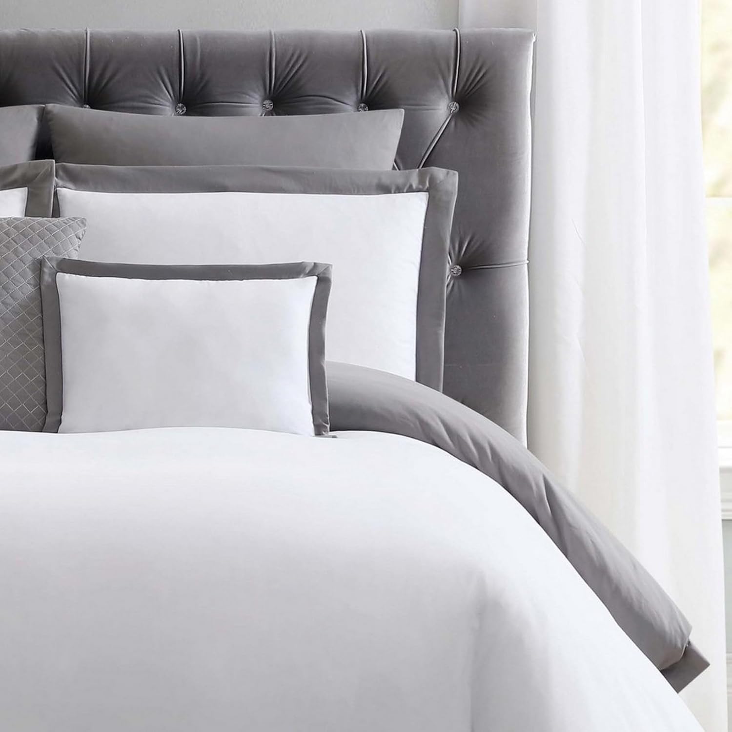 TRULY SOFT Hotel Themed Duvet Cover Set 7-Piece