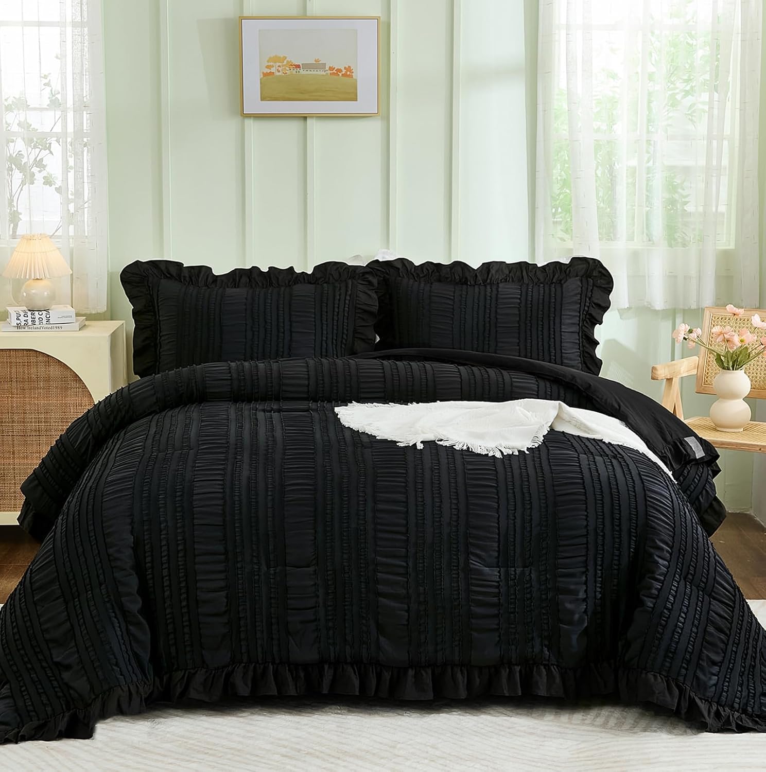 WONGS BEDDING Seersucker Ruffle Comforter Set