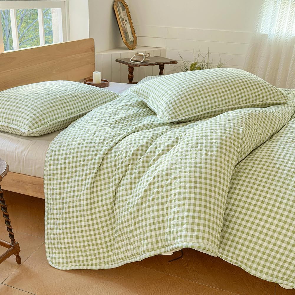 Sage Green Gingham King Quilt Set with Pillow Shams