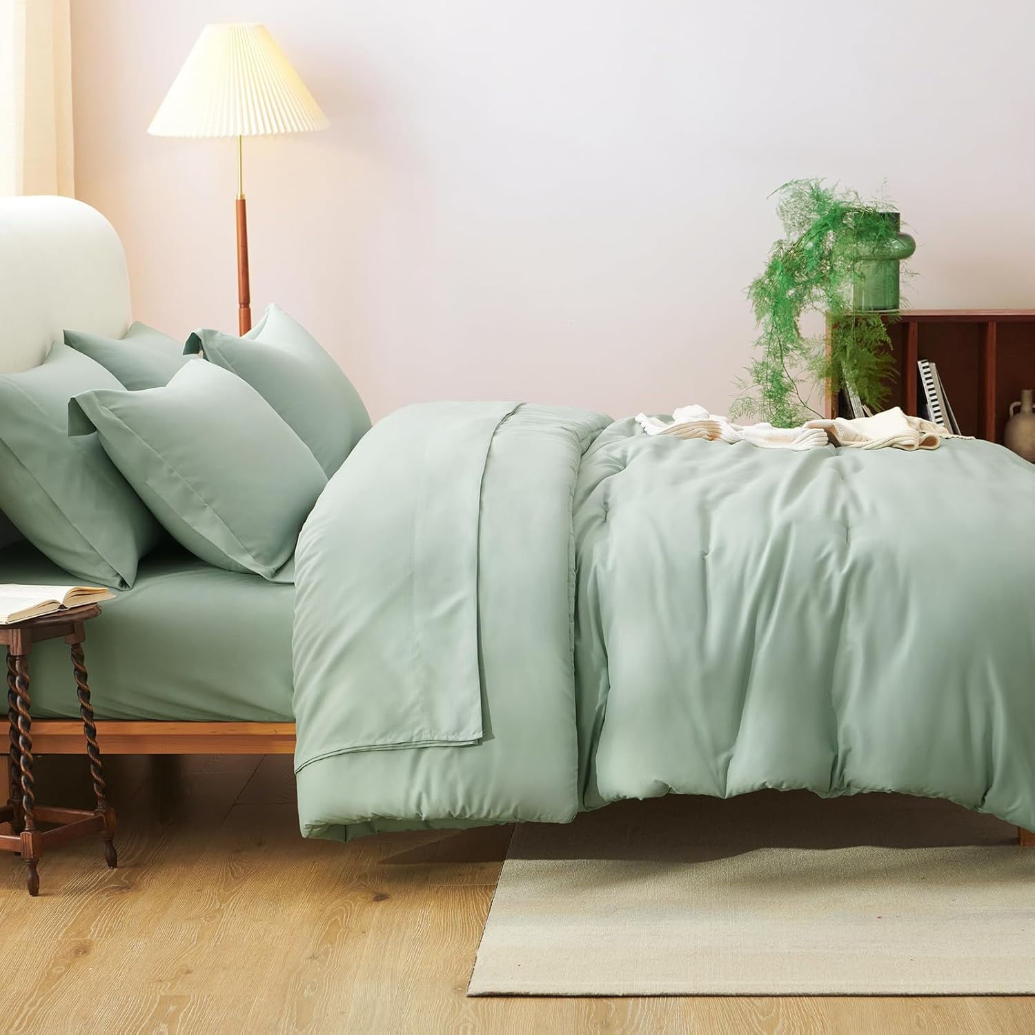CozyLux Twin XL Comforter Set Sage Green