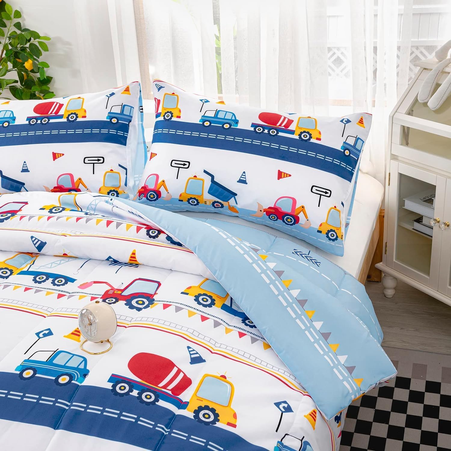 Axolotl Cartoon Car Comforter Set Twin 1