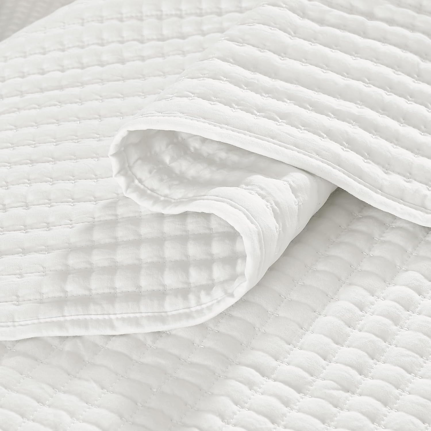 WRENSONGE Queen Quilt Set 3-Piece Microfiber