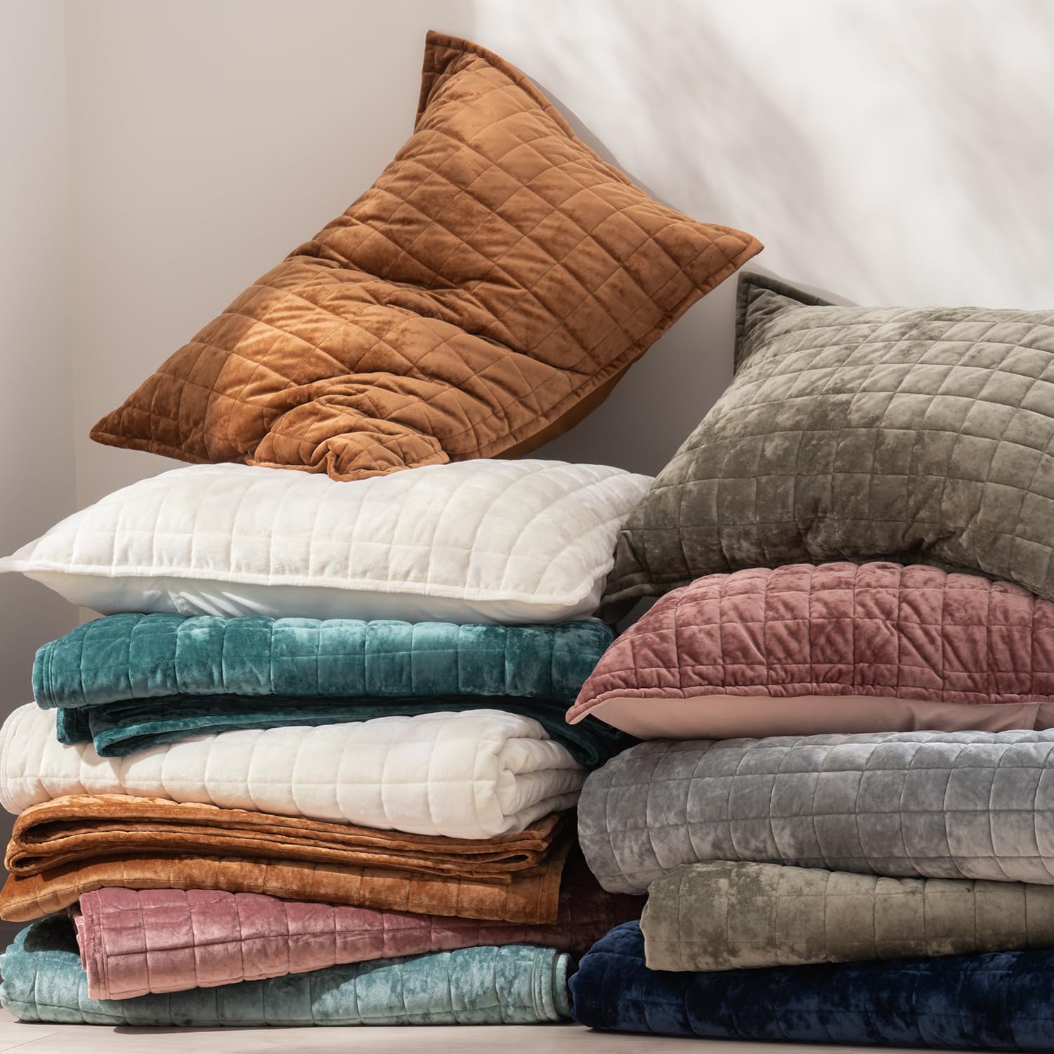 RECYCO Luxury Velvet Quilt Set King Size Cream White