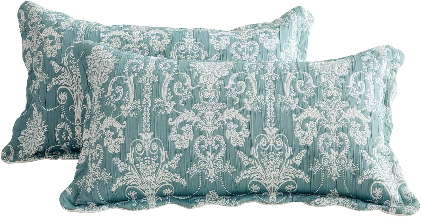 Blythease Oversized King Bedspread 128x120 Green Jacquard 1