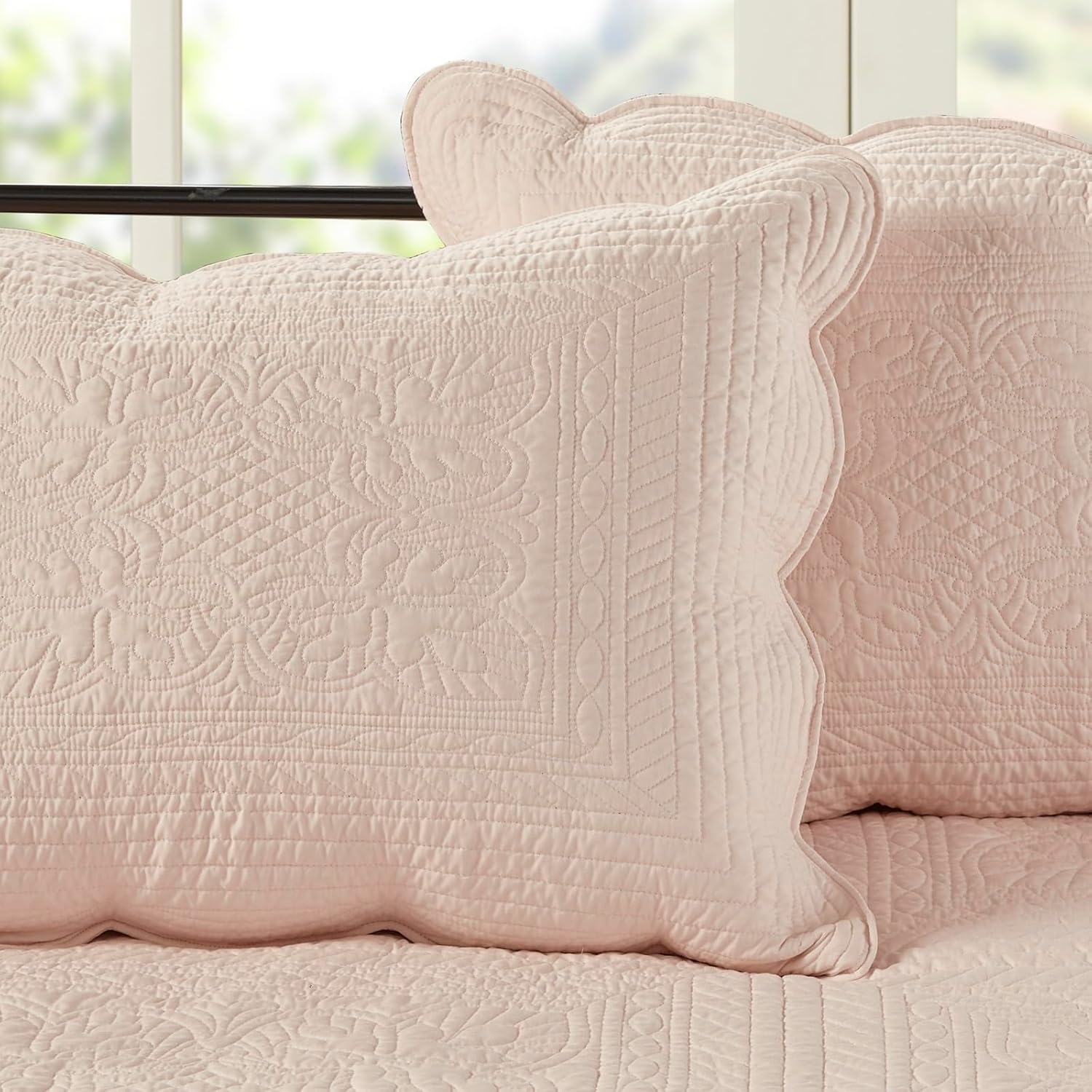 Madison Park Daybed Cover Set - Tuscany Blush 6 Piece 1