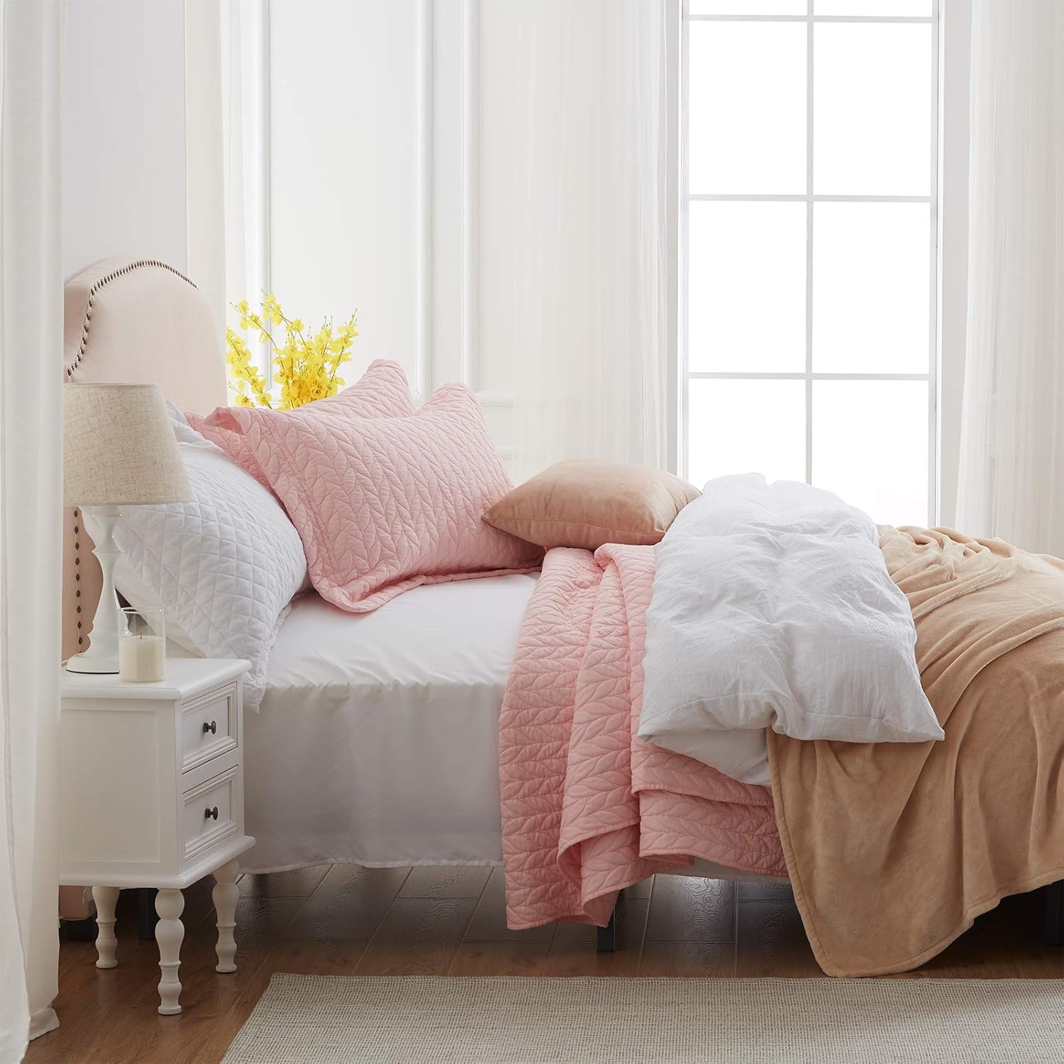 SunStyle Home Leaf Embroidered Queen Quilt Set 1