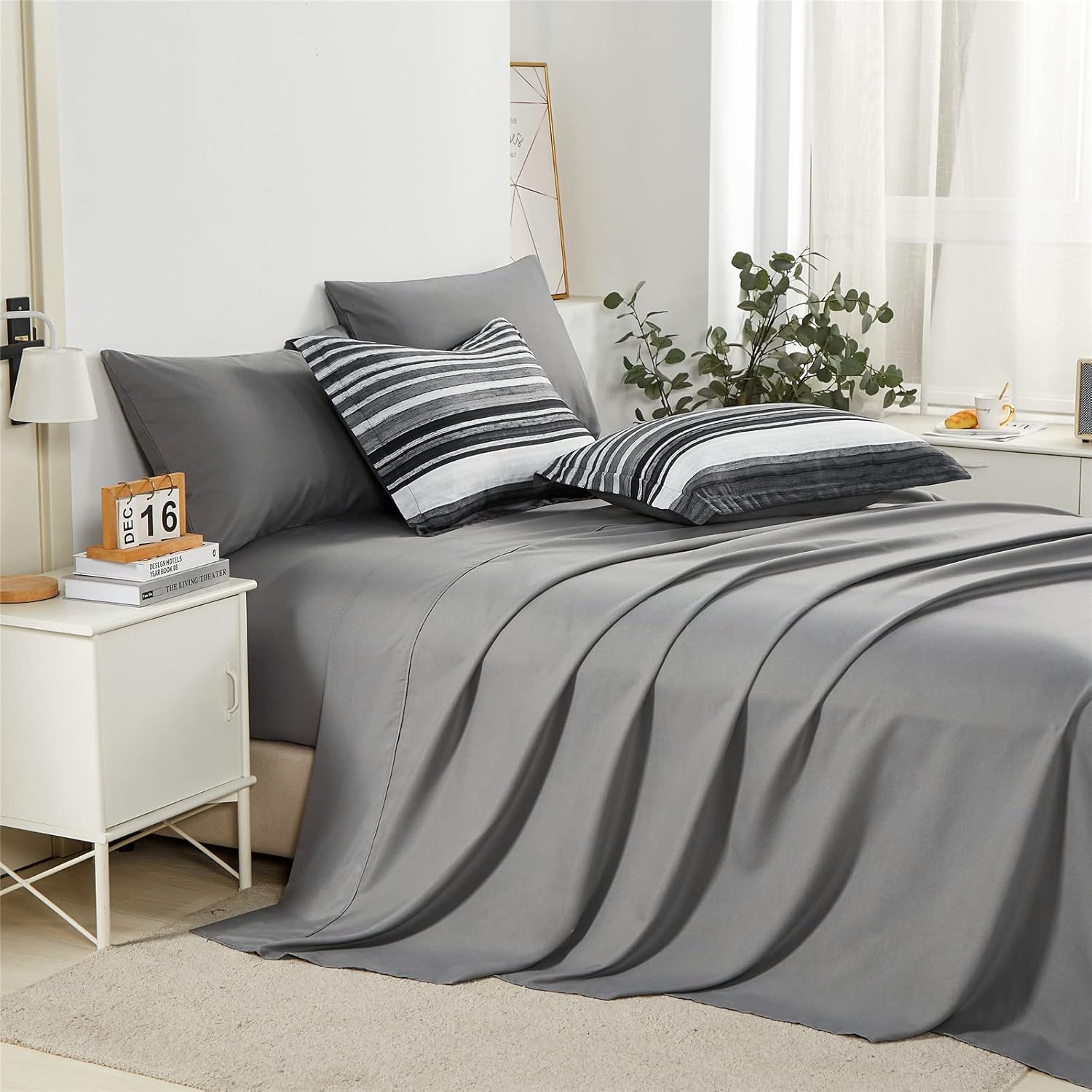 KAKIJUMN 7 Piece Stripe Comforter Set King Size