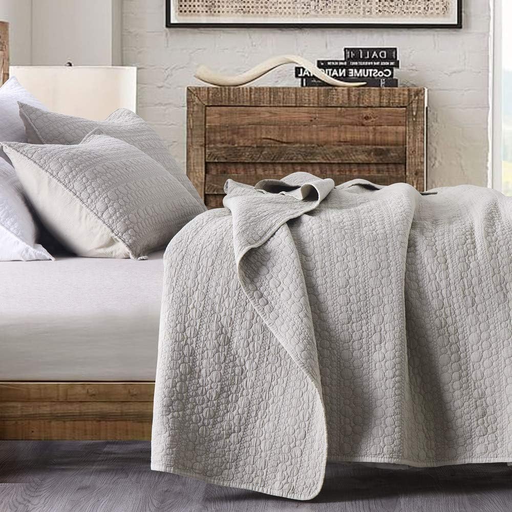 HORIMOTE HOME King Size Quilt Set - Beige Stone-Washed Microfiber