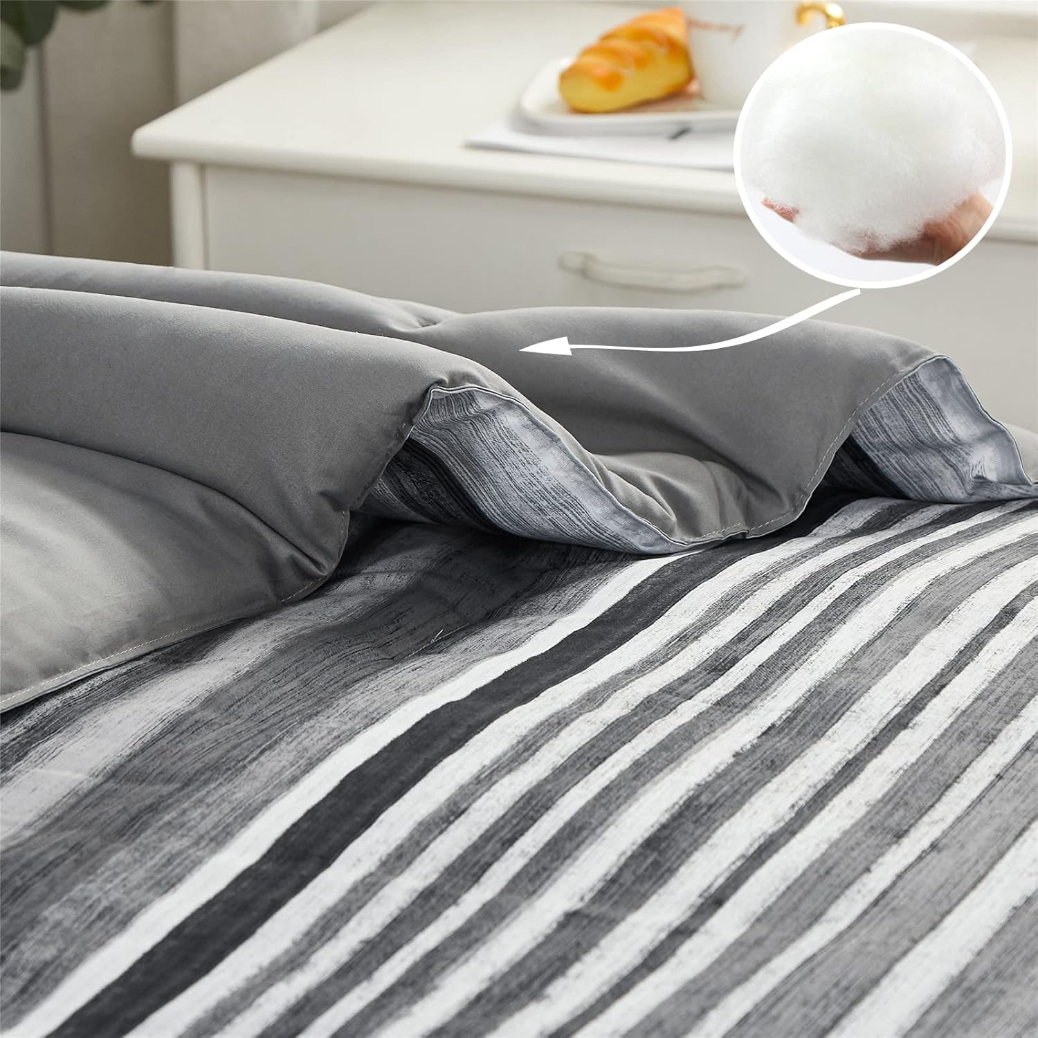 KAKIJUMN 7 Piece Stripe Comforter Set King Size