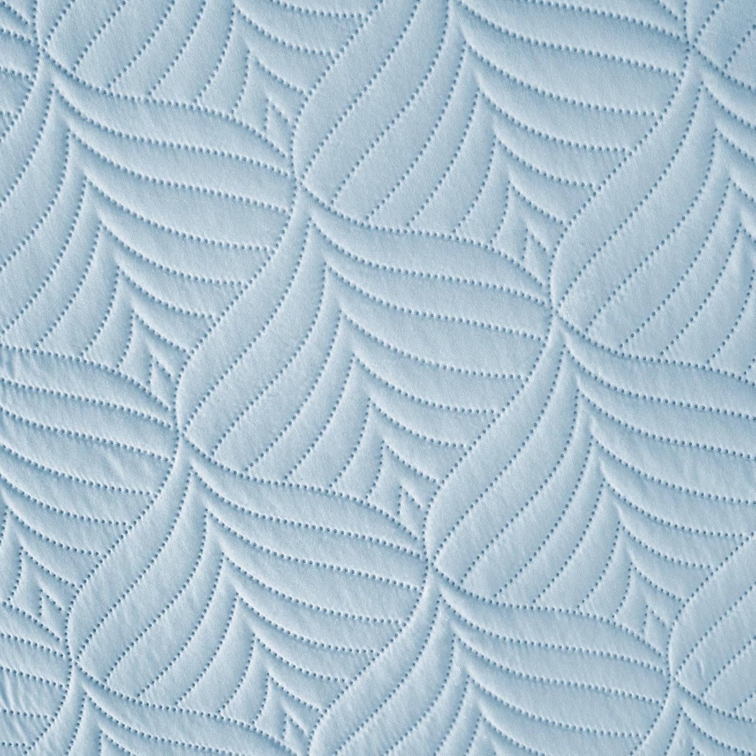 Whale Flotilla Light Blue Quilt Set Queen Size