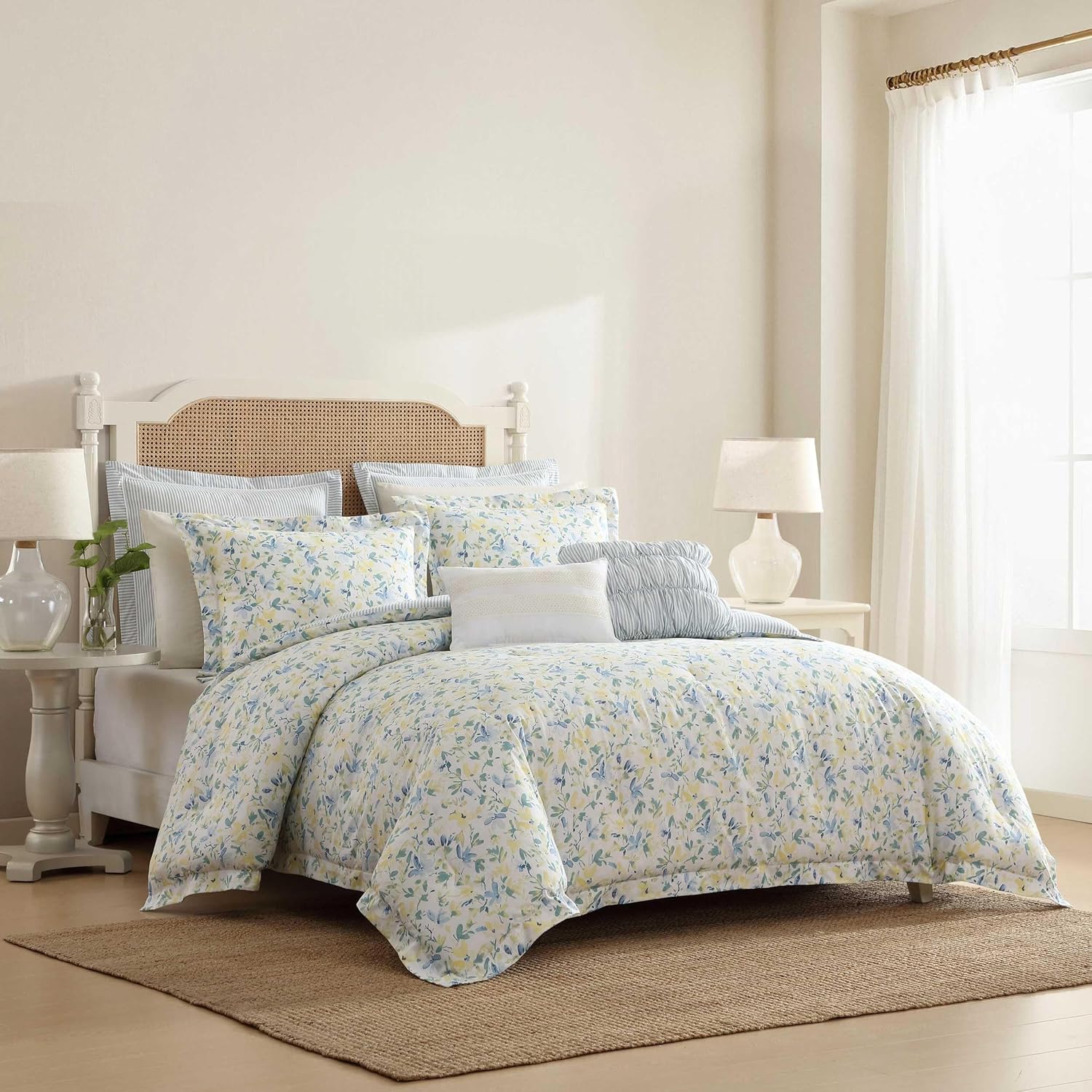 Laura Ashley Comforter Set - Reversible King Size
