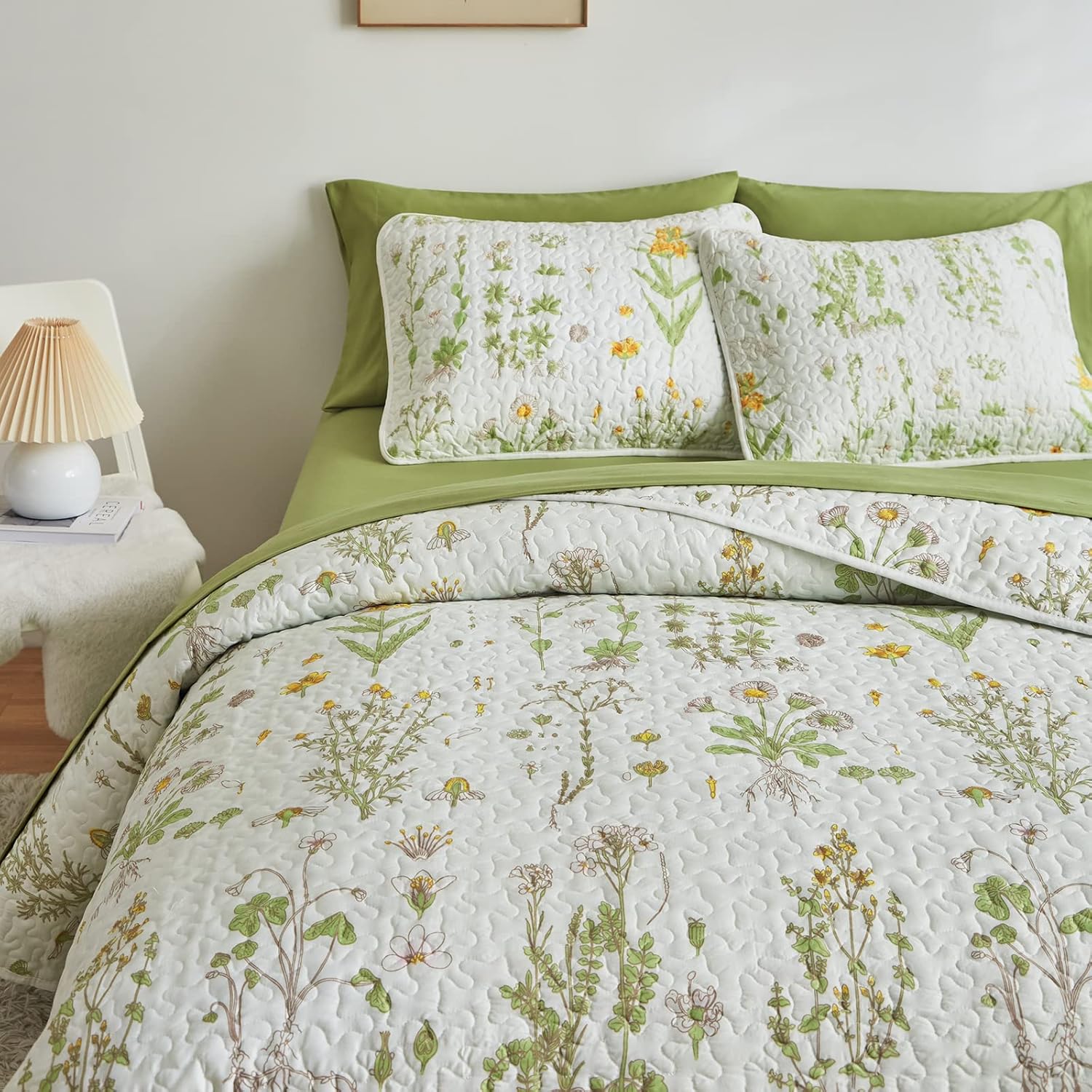 Joyreap 3-Piece Reversible Quilt Set 1