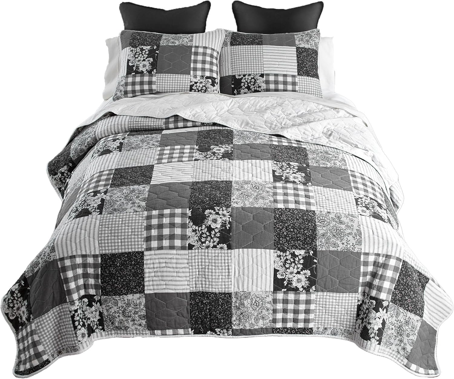 Donna Sharp Indiana Farmhouse Quilt Set - Queen Size 3-Piece