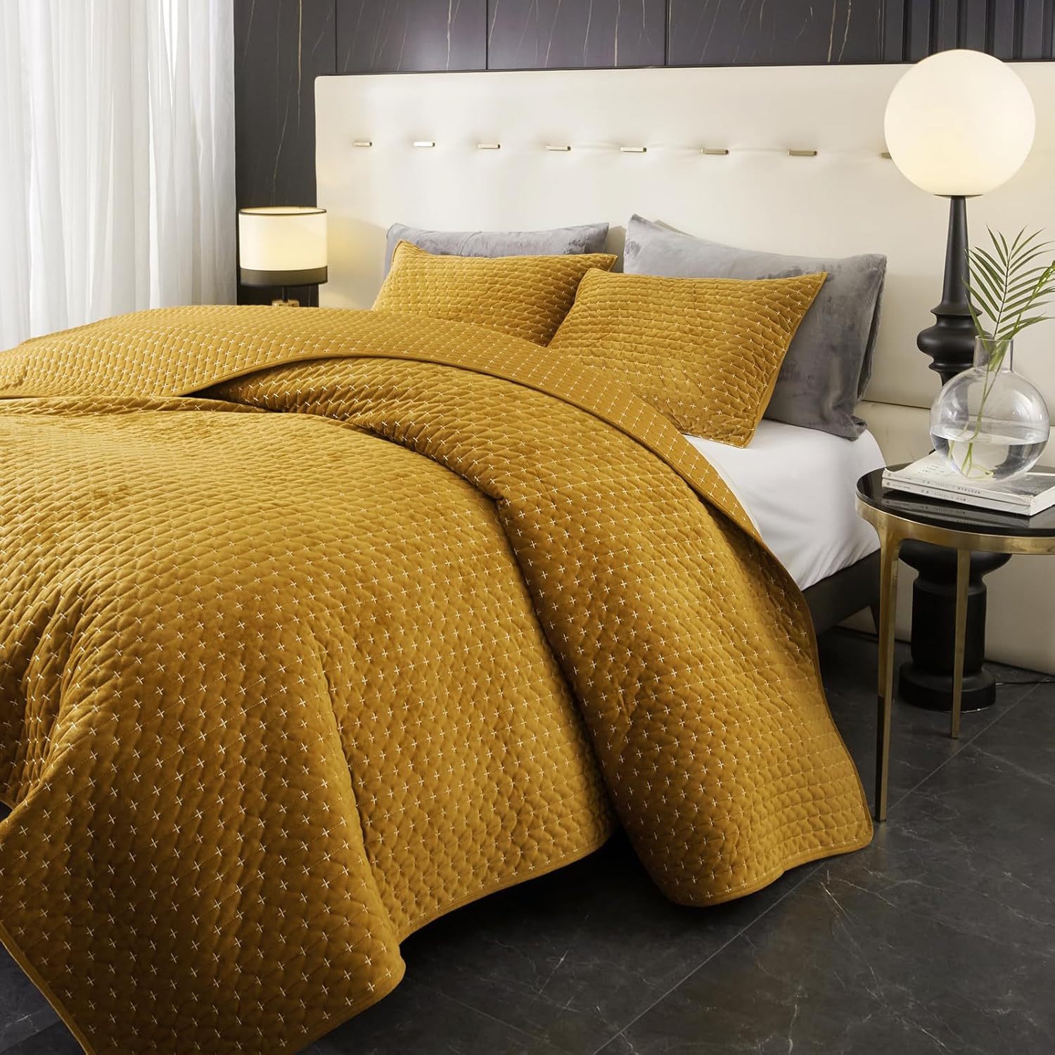 Powdion Velvet Quilt Set King Size Gold Caramel
