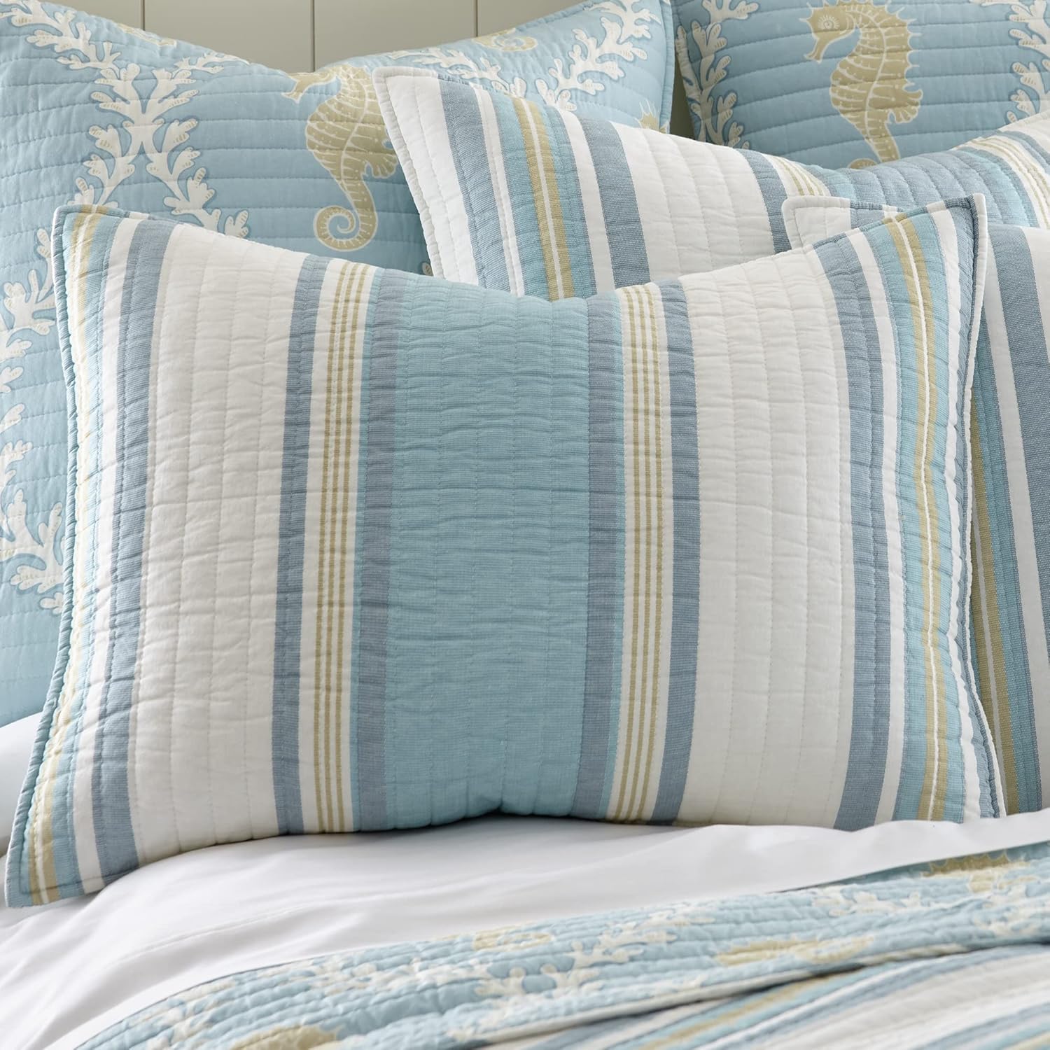 Levtex Home Kailua Quilt Set - King Size 1