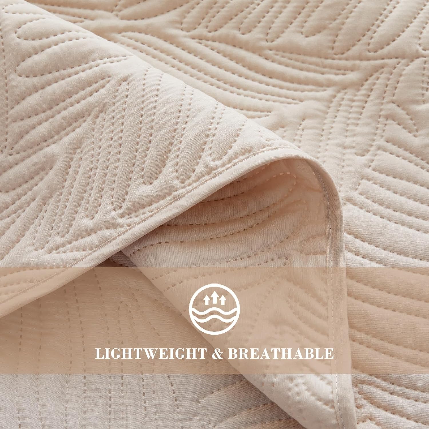 Exclusivo Mezcla Queen Quilt Set with Leaf Pattern